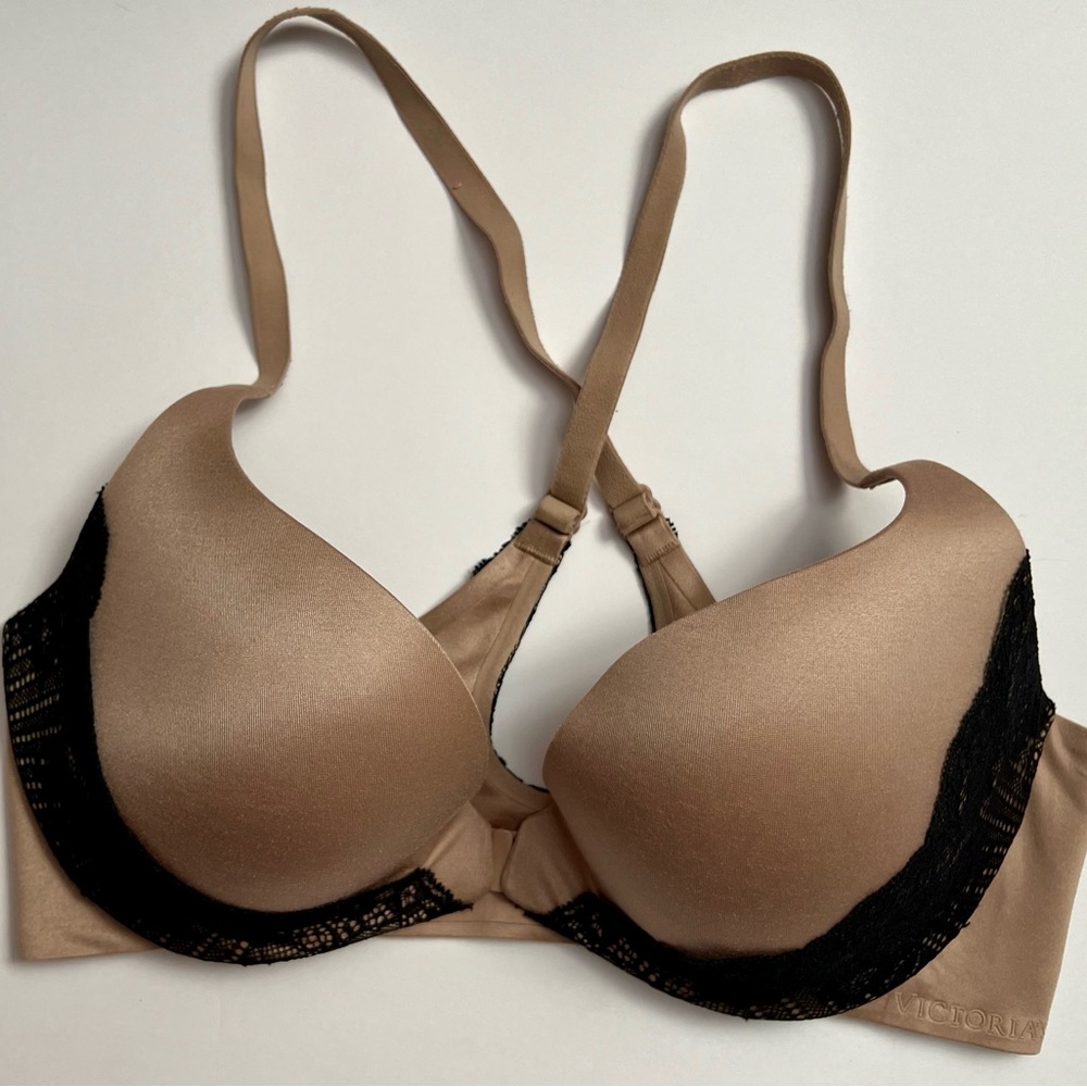 Victoria’s Secret Push-Up Bra 34D
